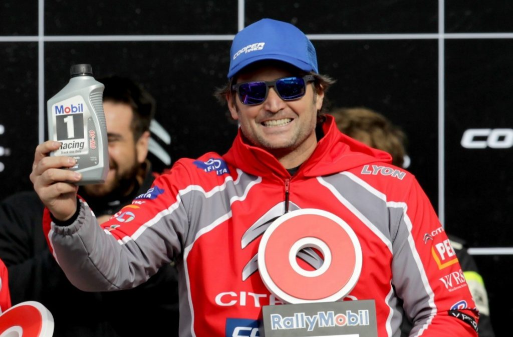 Piloto chileno Germán Lyon fue trasladado de urgencia a centro asistencial tras grave accidente en el WRC Chile