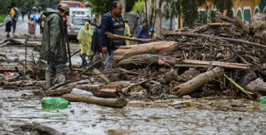 Más de 6 mil personas aisladas, 3 fallecidos y 249 damnificados ha dejado sistema frontal en la zona sur