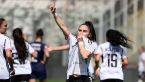 Colo Colo se impone a la UC y se cita con la U en las semifinales del Campeonato Nacional Femenino