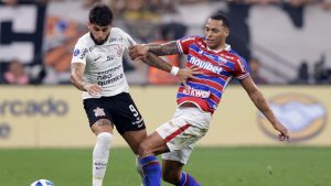 Se dieron la mano: Corinthians y Fortaleza firmaron un intenso empate por las semis de Copa Sudamericana