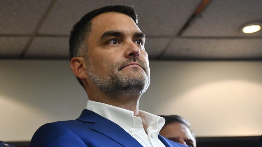 Javier Macaya se desmarca de Matthei y afirma que votará a favor de la propuesta constitucional: "Le da estabilidad a Chile"