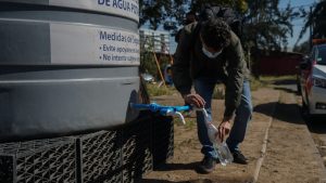 Corte de agua en Santiago: revisa los 80 puntos de abastecimientos que habrá durante la suspensión del suministro