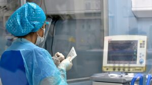 Hospital de Iquique suspende cirugías por falta de insumos y debe priorizar urgencias