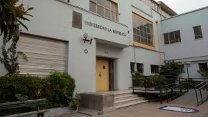 Universidad La República no cierra sus puertas: anuncian que se dejó sin efecto su clausura