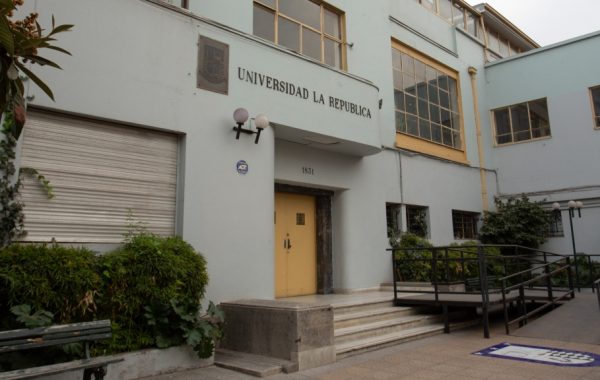 Universidad La República no cierra sus puertas: anuncian que se dejó sin efecto su clausura
