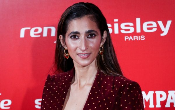 "Una cosa que no esperábamos...": Alba Flores, la actriz detrás de "Nairobi", cuenta lo que más le ha sorprendido de su primera vez en Chile