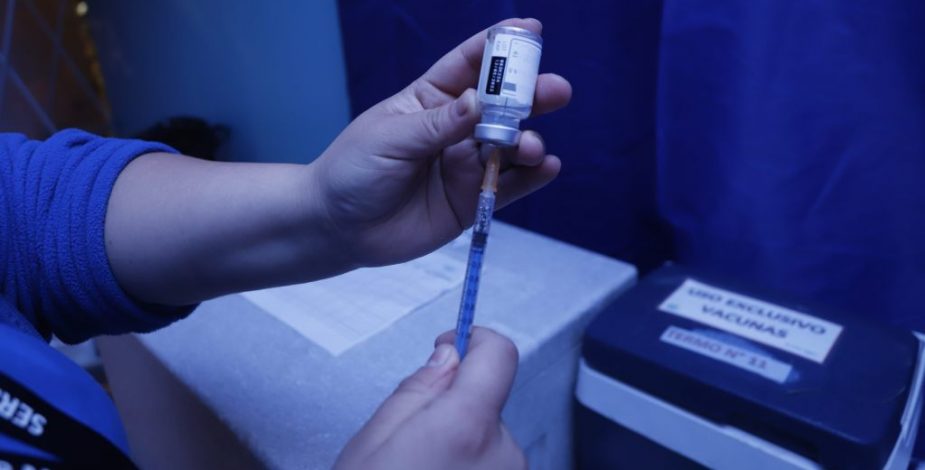 Covid: Ministerio de Salud reanuda campaña de vacunación ante aumento de contagios