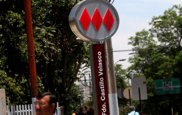 Usuarios reportan problemas de frecuencia en Línea 3 del Metro de Santiago
