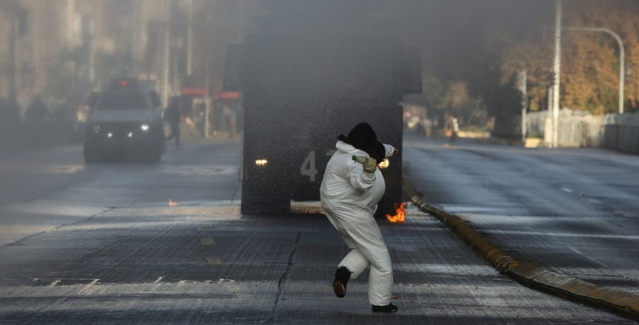 Listo para ser promulgado: aprueban proyecto que sanciona con cárcel el porte injustificado de combustible en lugares públicos