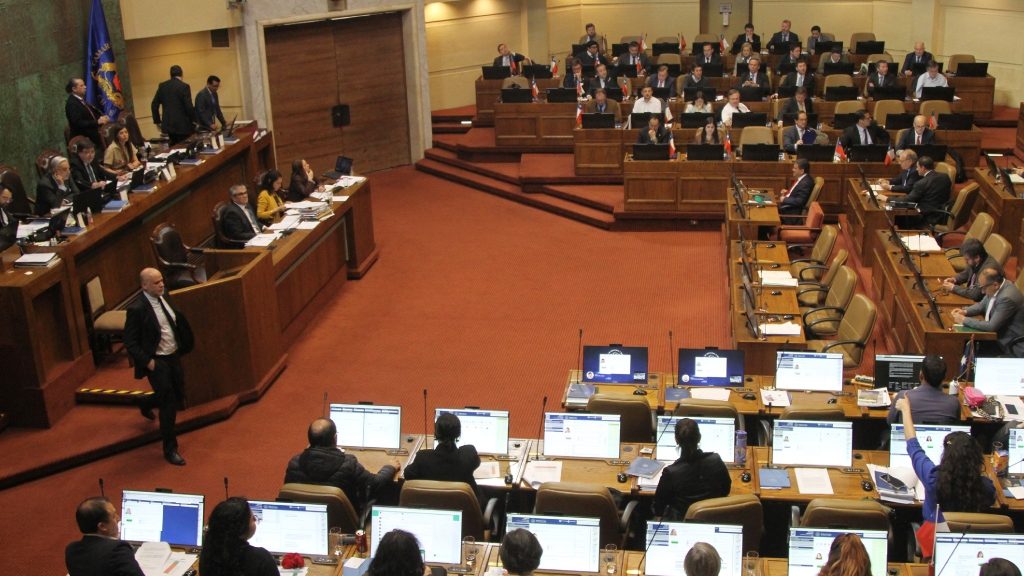 Cámara aprueba ley de Presupuesto 2024 y despacha una parte a Comisión Mixta para seguir discusión