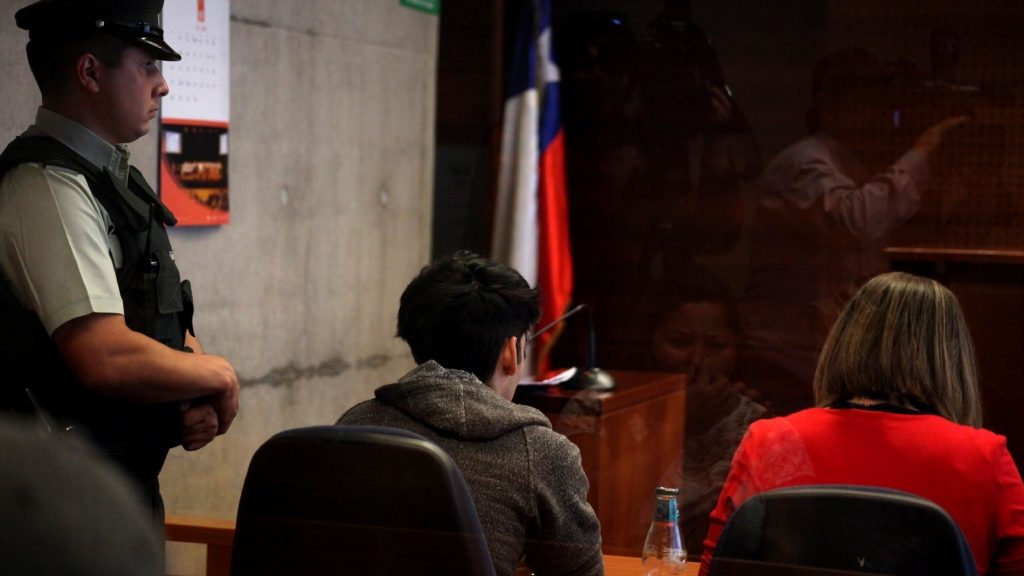 "Juzgados como adultos": presentarán reforma para sancionar con cárcel a infractores de ley de 16 y 17 años